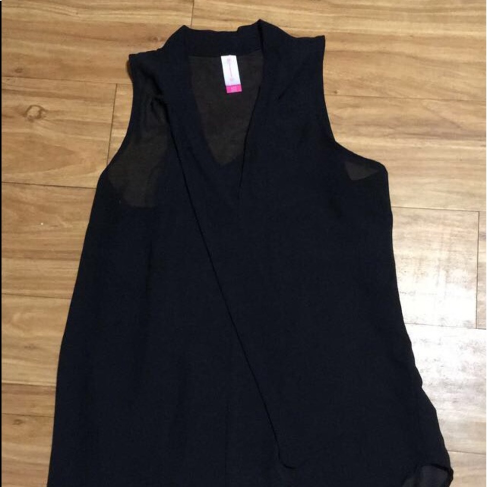 🧜🏻‍♀️Black NOBD Tank Top🧜🏻‍♀️